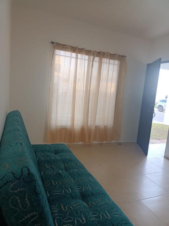 Hermosa Casa A 15 Minutos Del Aeropueto De Cancun En Exclusivo Fraccionamiento Residencial Exterior foto